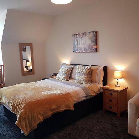 Park View Chase Villa Йорк Екстериор снимка